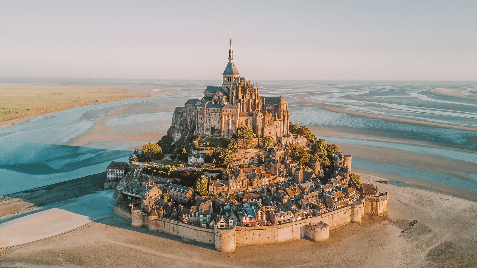 You are currently viewing Top 20 Must-See Destinations In France
