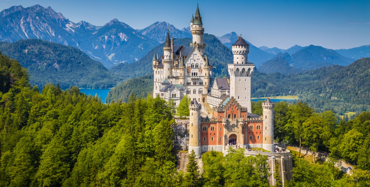 You are currently viewing Germany Travel Guide: From Berlin to Bavaria and Beyond